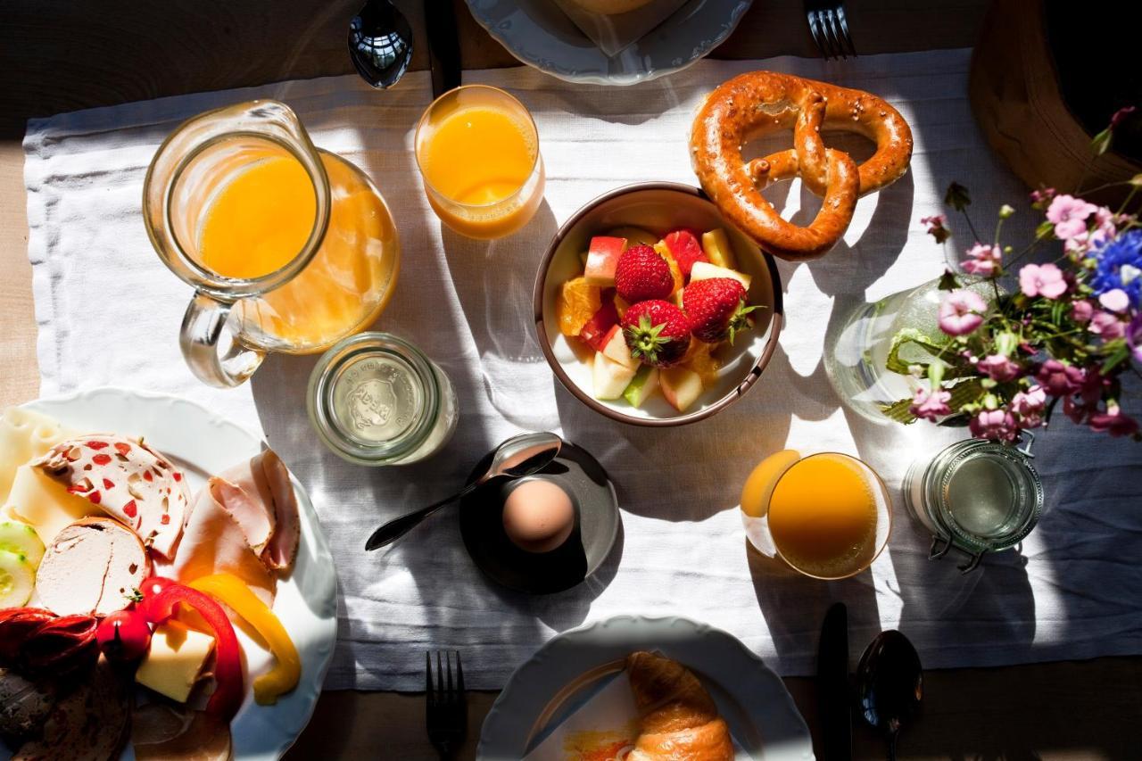 Rait'Ner Wirt Hotel Шлехинг Екстериор снимка