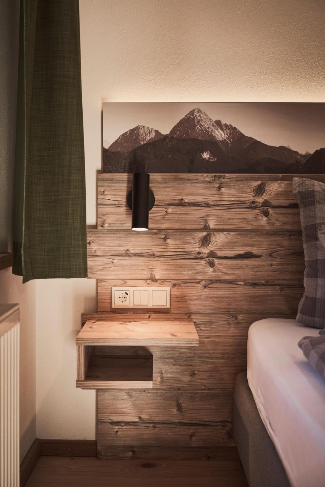 Rait'Ner Wirt Hotel Шлехинг Екстериор снимка