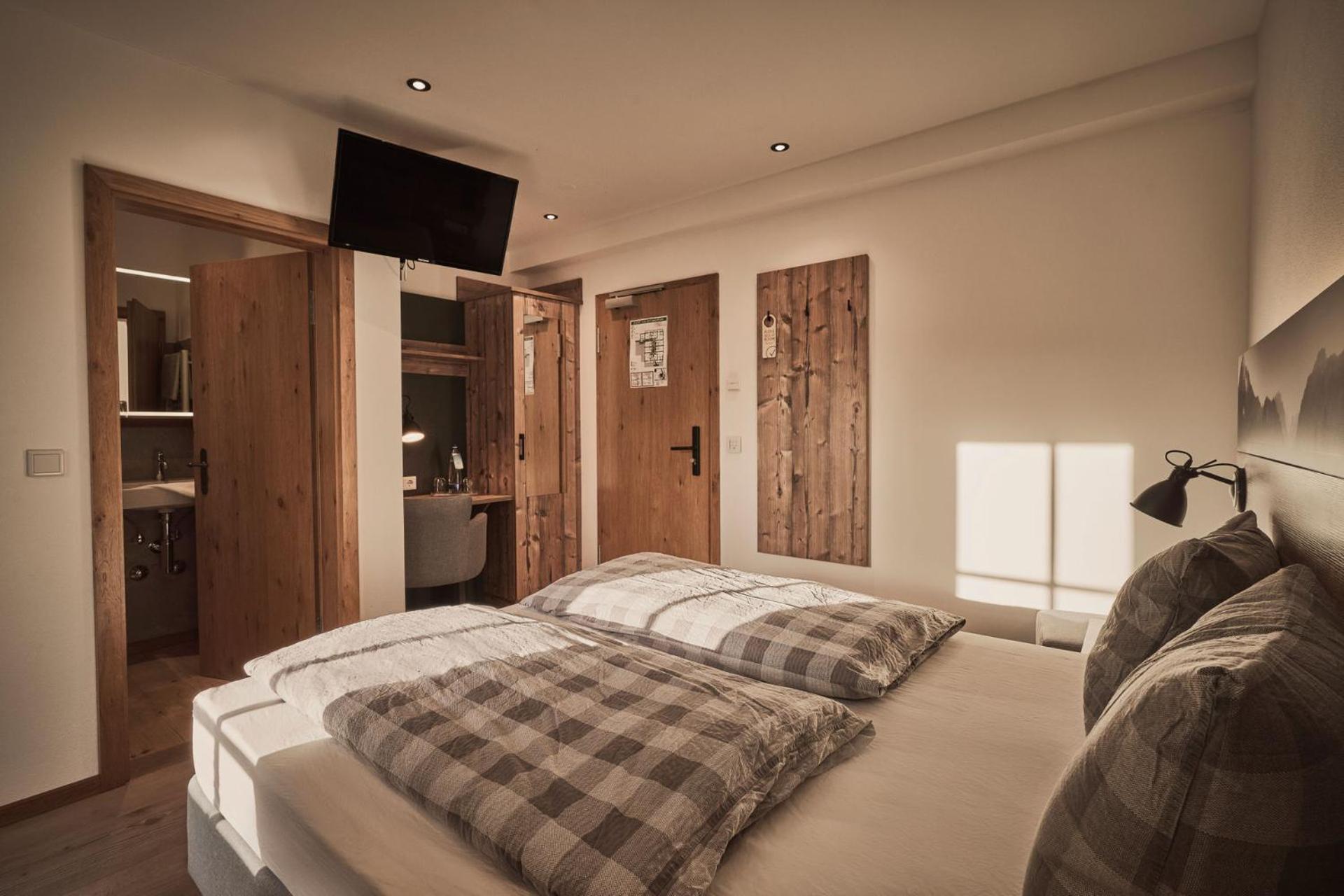Rait'Ner Wirt Hotel Шлехинг Екстериор снимка