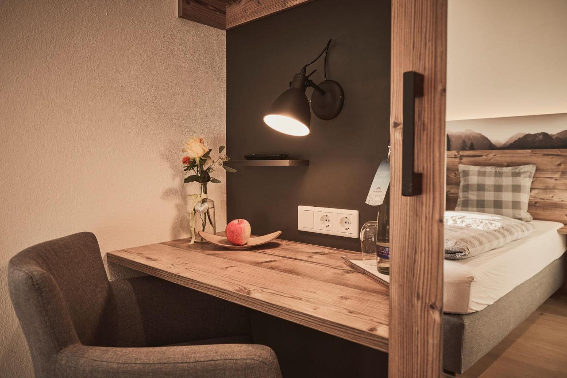 Rait'Ner Wirt Hotel Шлехинг Екстериор снимка