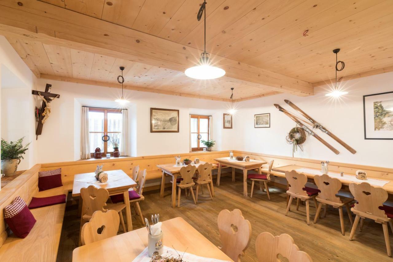 Rait'Ner Wirt Hotel Шлехинг Екстериор снимка